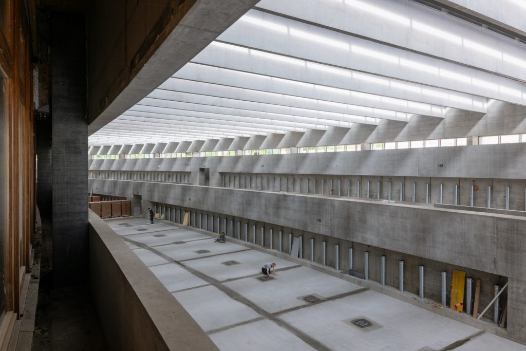 La salle de lecture de l'extension. 